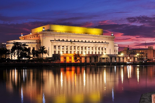 Cheap flights to Manila